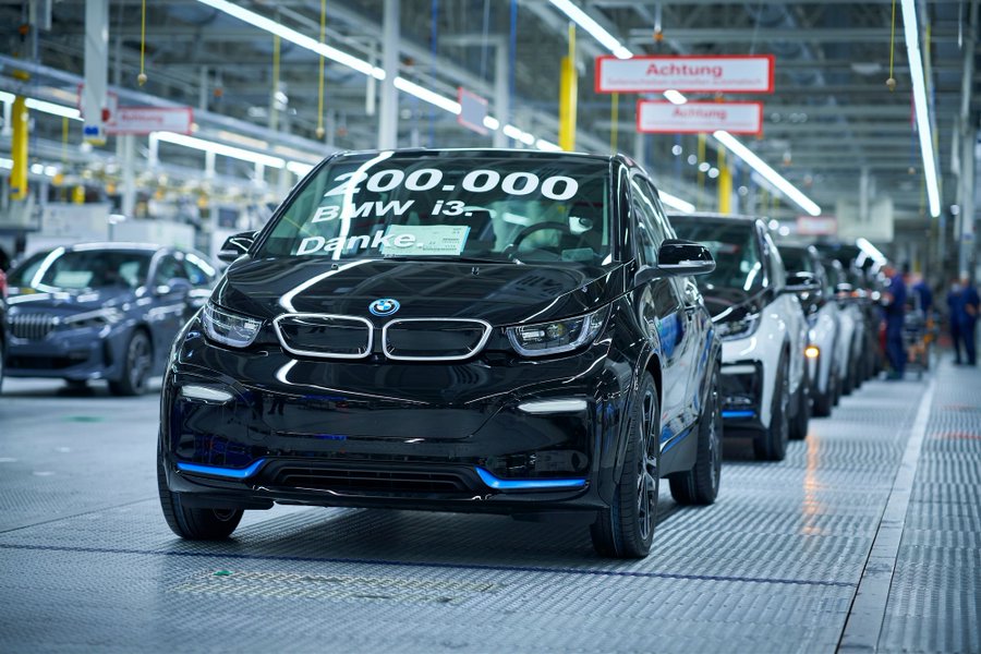 Немцы пересекли рубеж в 200 тыс. электромобилей BMW i3